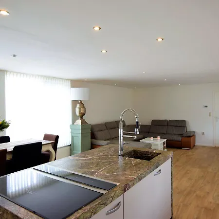 Botel Beautiful Houseboat With Terrace Jacuzzi L'Aia